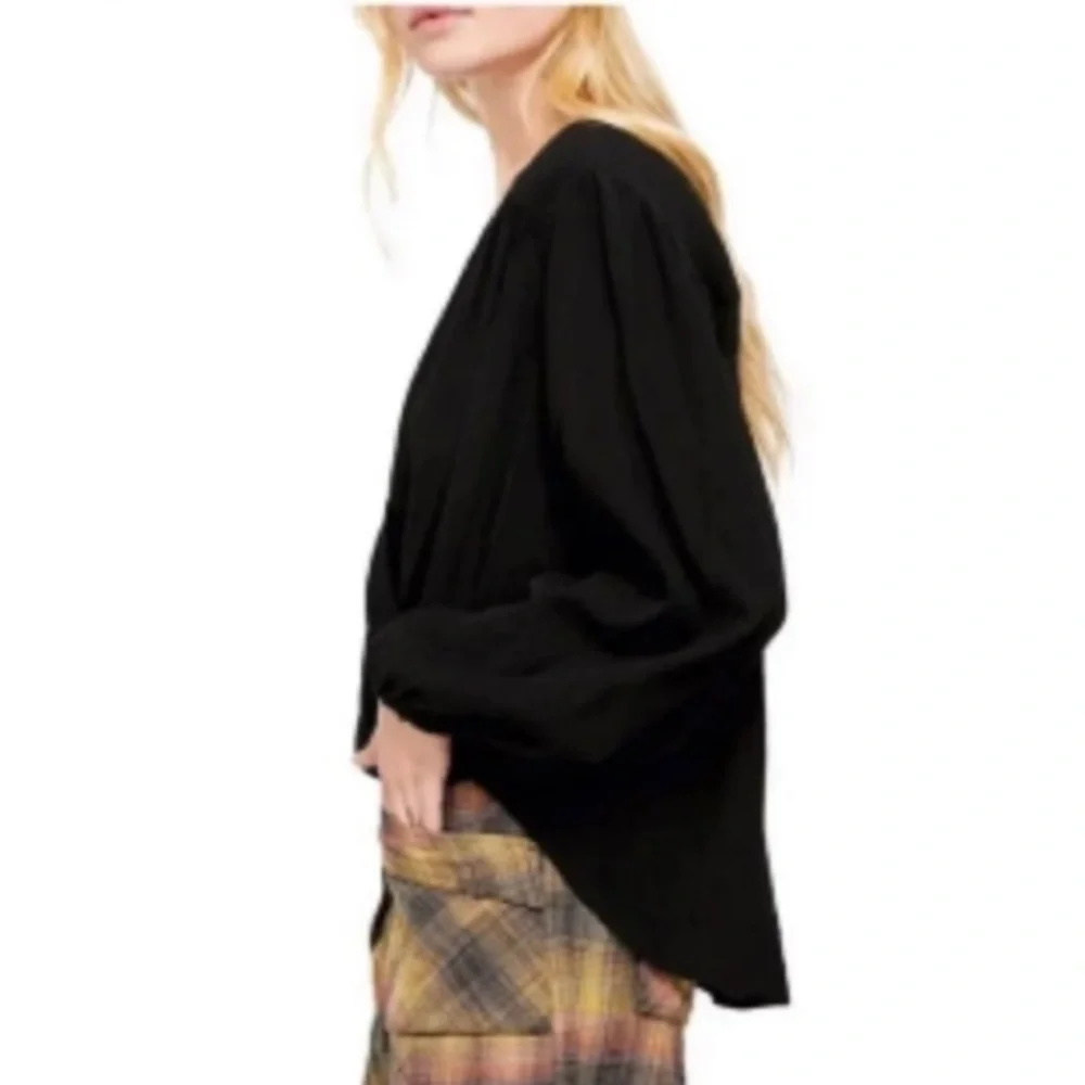 Free people Check it‎ out wrap top. NWOT. Retail 78